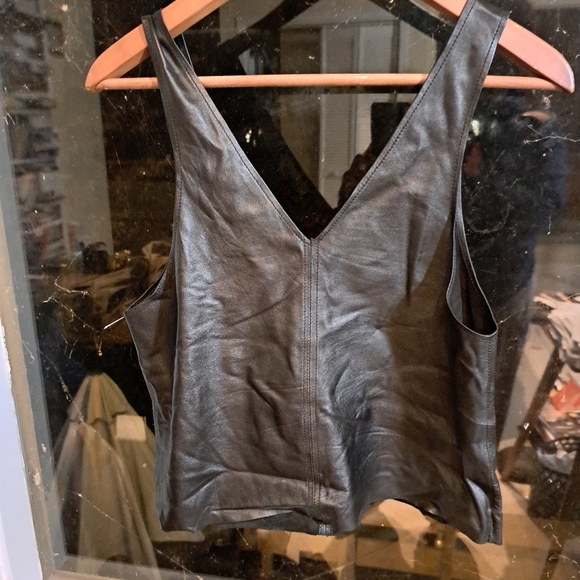 Kova&T 100% Leather Real Soft Black Leather Deep V-neck Shirt - Picture 2 of 8